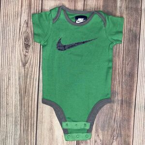 Nike Green Bodysuit 3-6 Months Infant Baby
